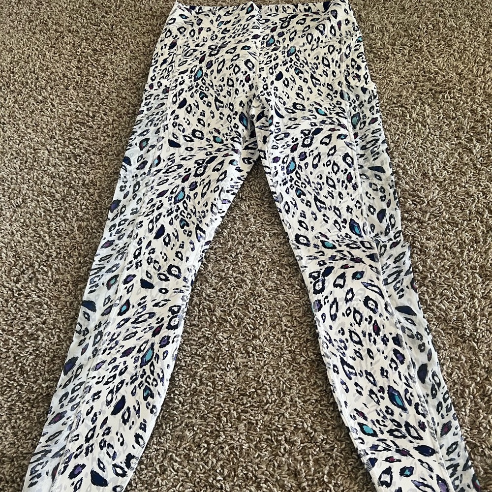 NWT Fabletics leopard leggings